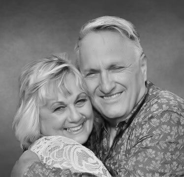 Photo of arno and Jenny the griefshare leader